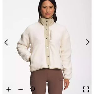 THE NORTH FACE Women’s Cragmont Fleece Jacket…Med